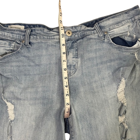 Torrid Boyfriend Jeans Distressed Ripped Women's Size 20 - Picture 7 of 8